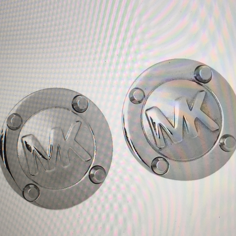 MICHAEL KORS - MK LOGO STUD EARRINGS (NEW) - Picture 1 of 8